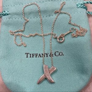 Tiffany & Co. Paloma Picasso
Vintage Sterling Silver Graffiti X Pendant Necklace